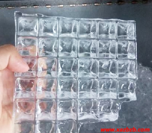 西安羞羞的视频网站冰块.jpg 西安羞羞的视频网站冰块.jpg